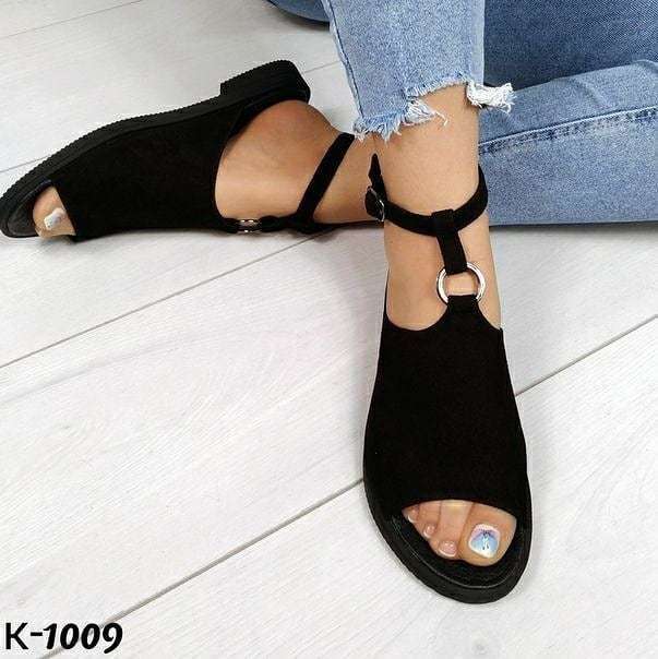 Suede buckle sandals