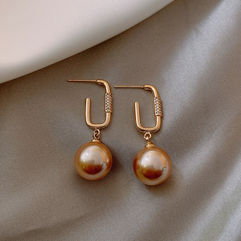 Champagne Pearl Earrings, High-end Silver Needle Temperament, Hong Kong style