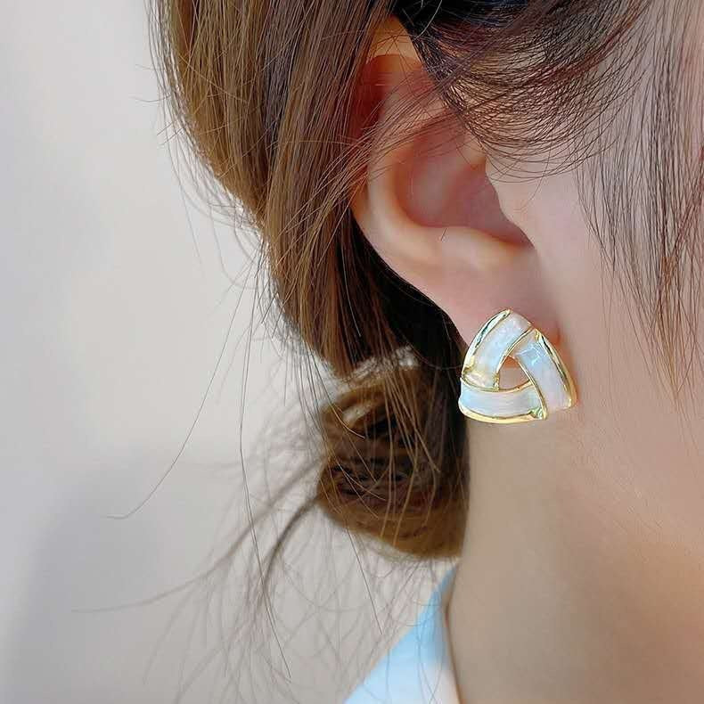 Simple Temperament Earrings Earrings