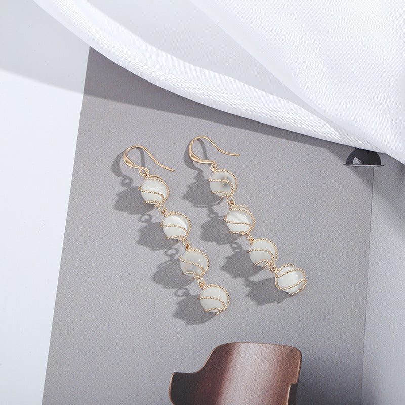 Atmospheric Zircon Earrings Long Earrings