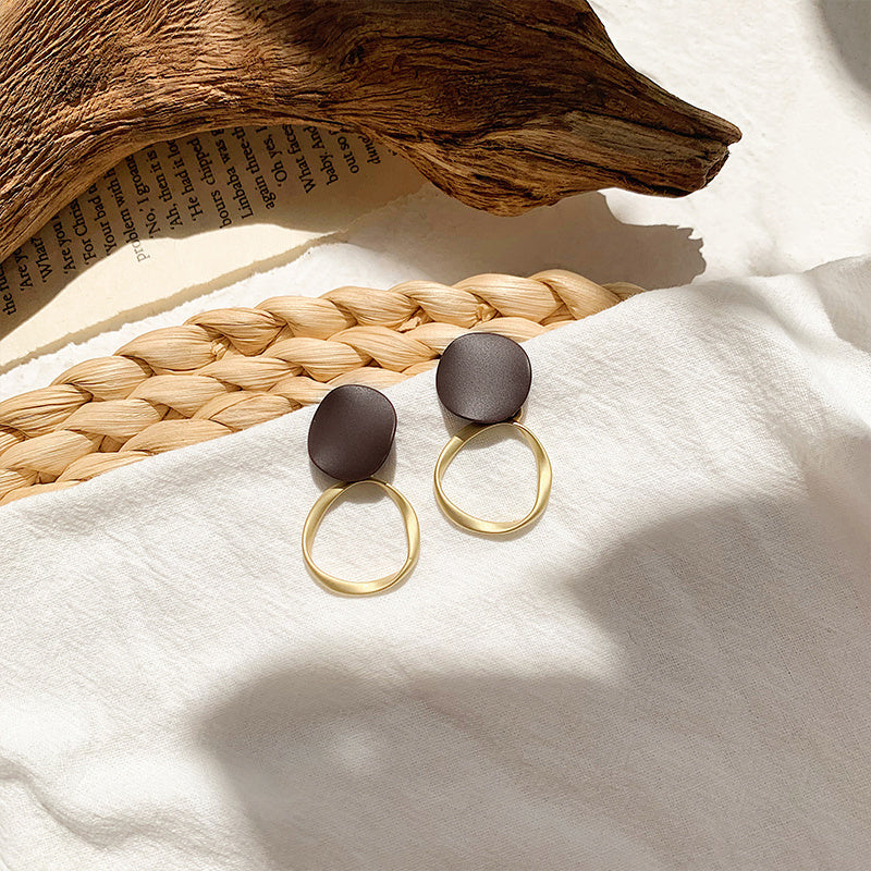 Autumn and winter geometric earrings female