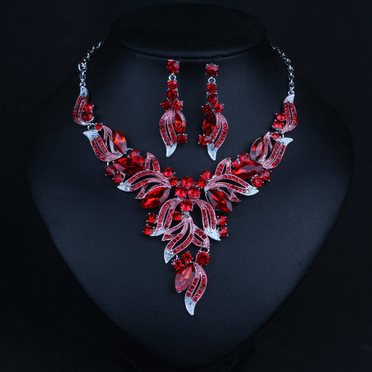 Necklaces, Collarbone Chains, Women'S Short Gifts, Colorful Decorative Necklaces, European And American Evening Accessories